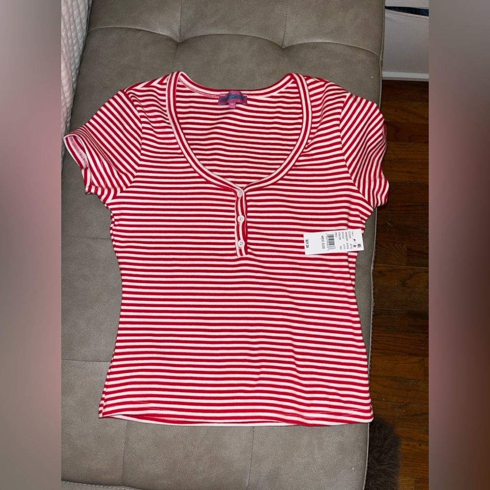 Striped EDIKTED V-Neck Tee
